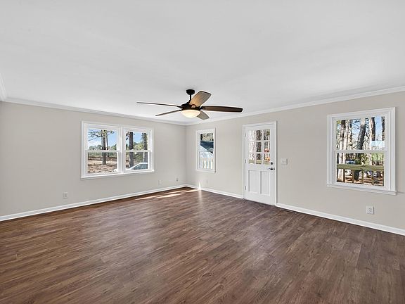 4th image of 701 Wire Rd