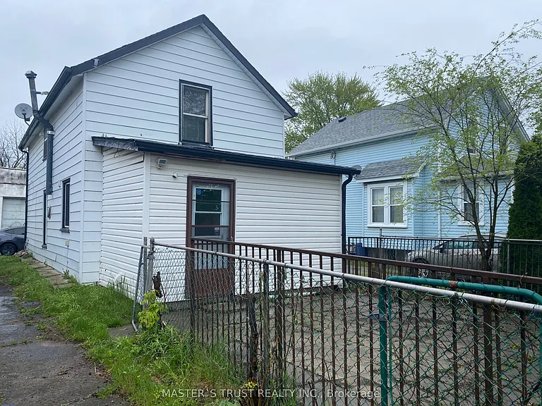 4744 Park St — Photo 14