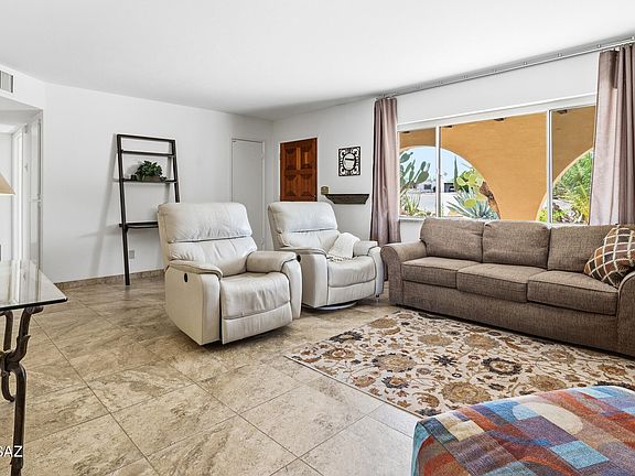 5th image of 232 N Abrego Dr