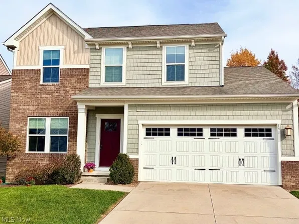 141 Fenwick Dr, Brunswick, OH 44212
