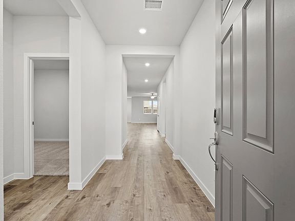 5th image of 2601 Village Azalea Dr