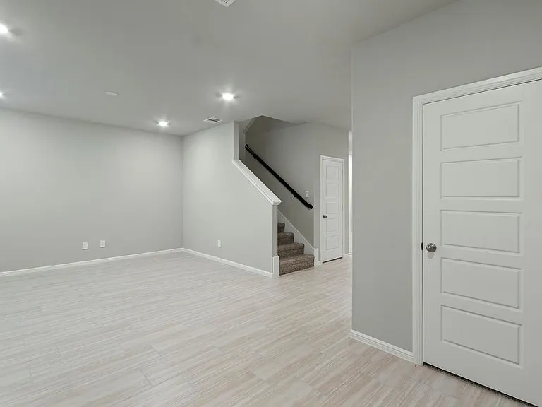 3101 Strawberry Farm Ln — Photo 6