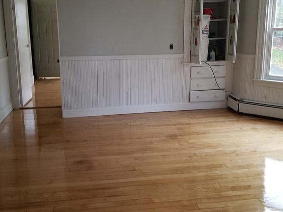 5th image of 166 Melrose St #2