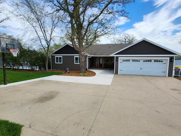 5765 22nd St NE, Willmar, MN 56201