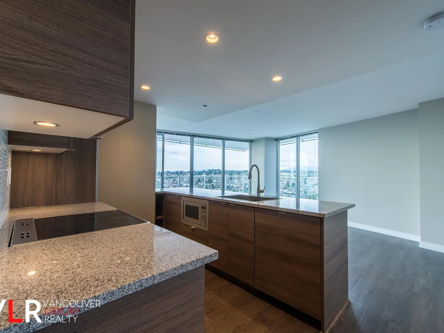2 bed, 792 sqft, $2,995 — Photo 3