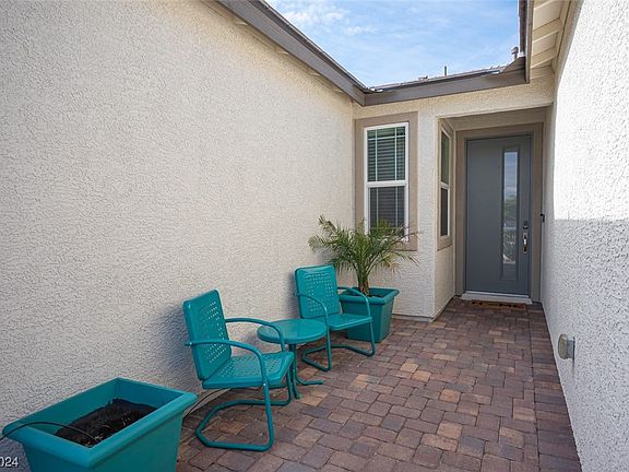 2nd image of 5441 Kamilla Raen St
