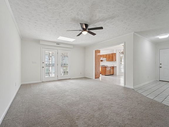 5th image of 1535 Londonderry Pl