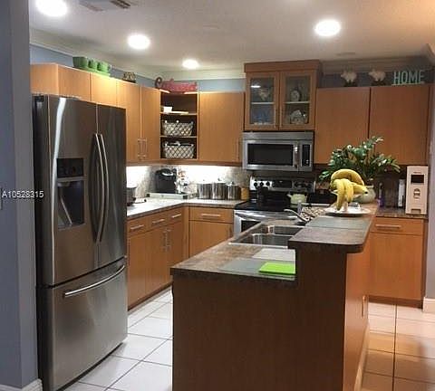 2nd image of 1060 NW 188th Ave