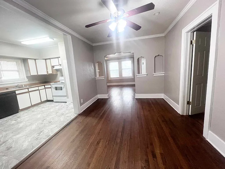 1432 NW 45th St — Photo 5