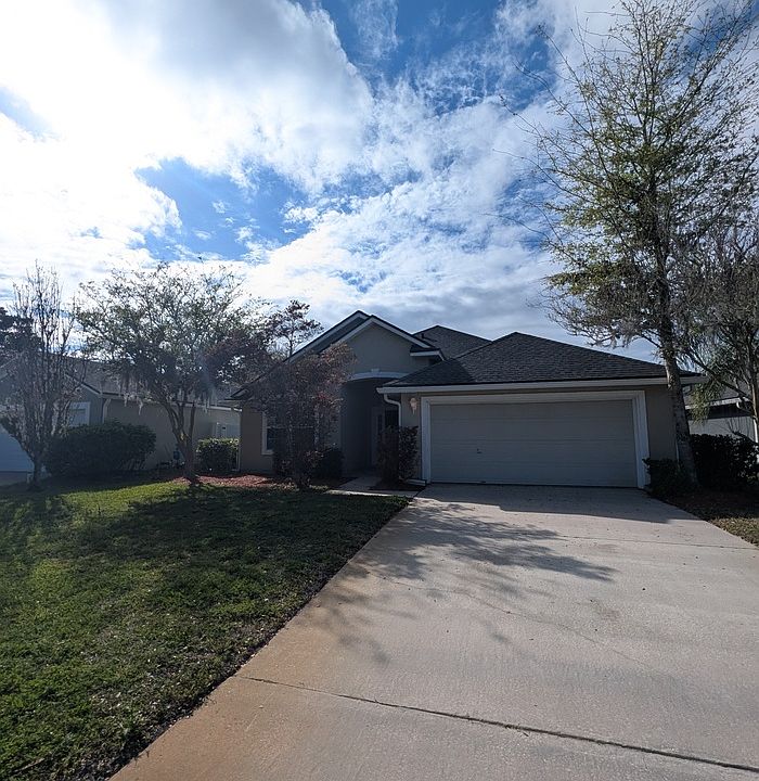 1st image of 839 Oak Arbor Cir