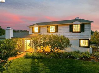 165 Beechwood Dr, Oakland, CA 94618