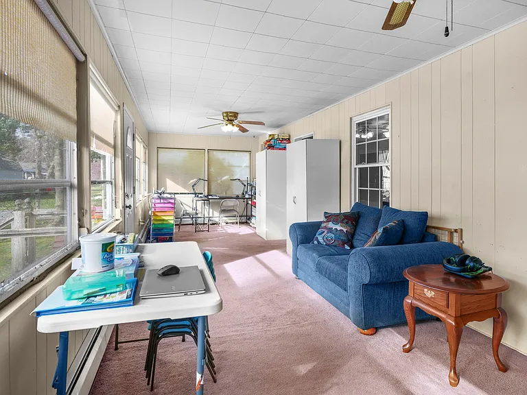 Enclosed porch
