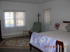 inlaw / guest suite with ext. door