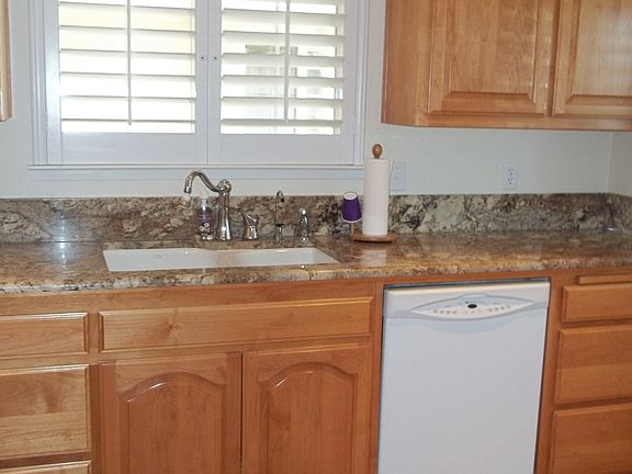 4th image of 151 Shadow Creek Ln