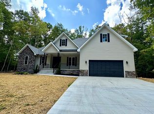 126 Highlands Ln, Daniels, WV 25832