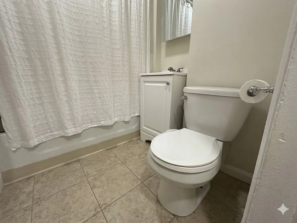 1 bed, $2,915 — Photo 2