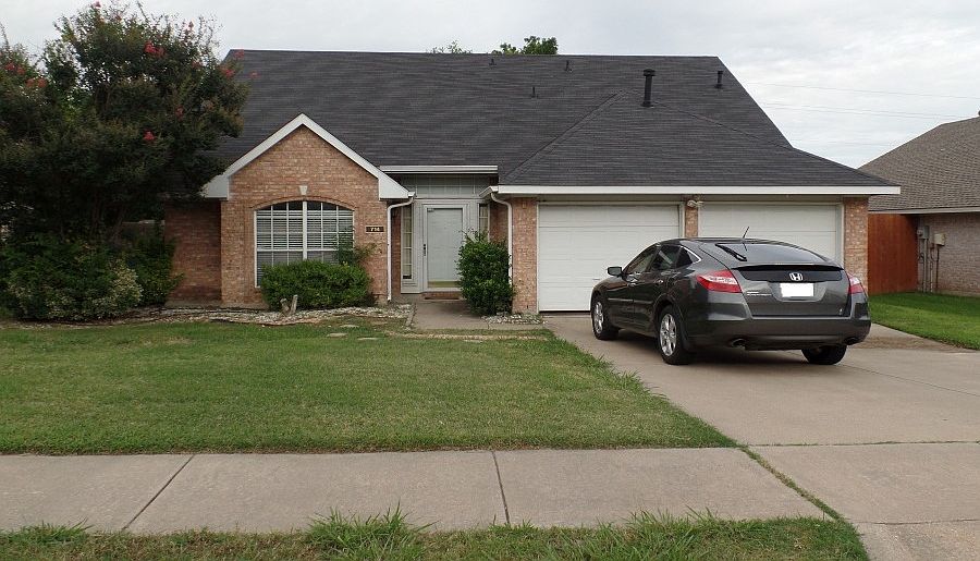 1st image of 714 Castlewood Dr