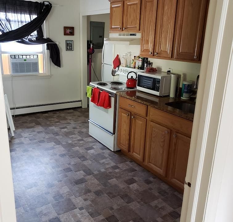 1st image of 243 Nassau Blvd
