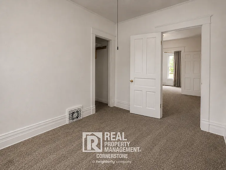 603 W Vine St #1 — Photo 11