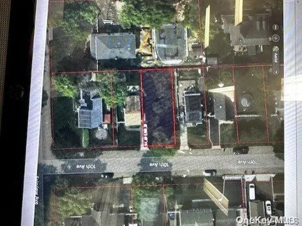 VL 10th Avenue, Holtsville, NY 11742