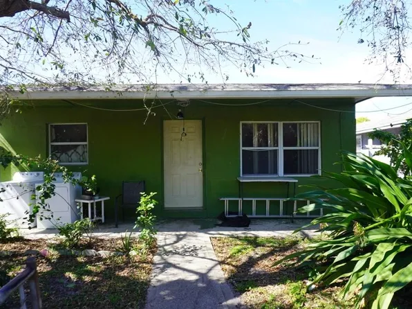 715 N 10th Street, Fort Pierce, FL 34950