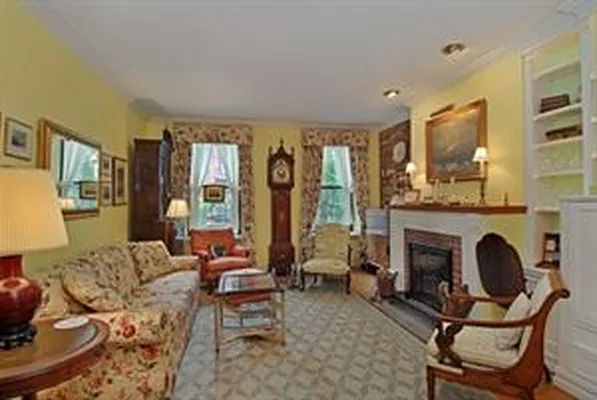 Sold by Douglas Elliman | media 26