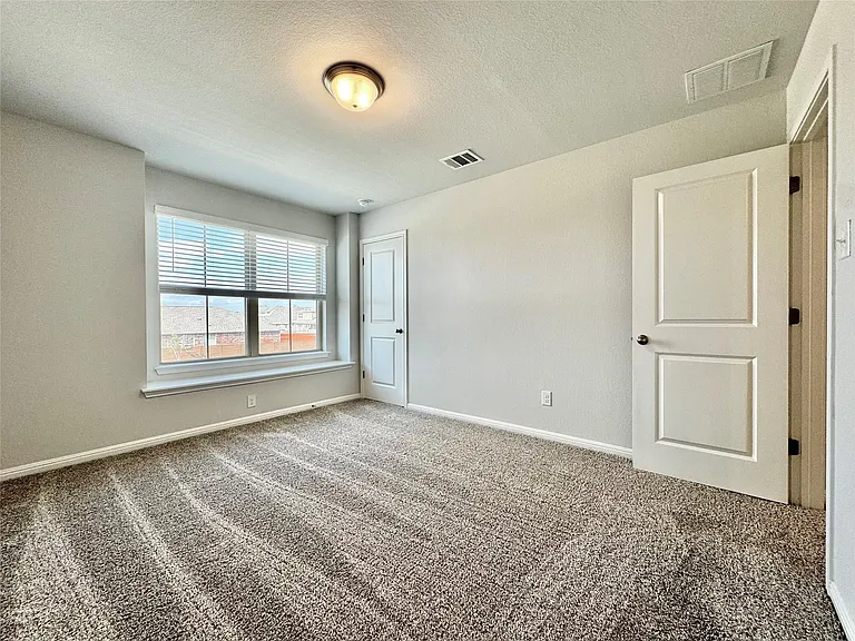 5701 Pleasanton Pkwy — Photo 28