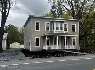 526 Bridge St, South Bethlehem, NY 12161