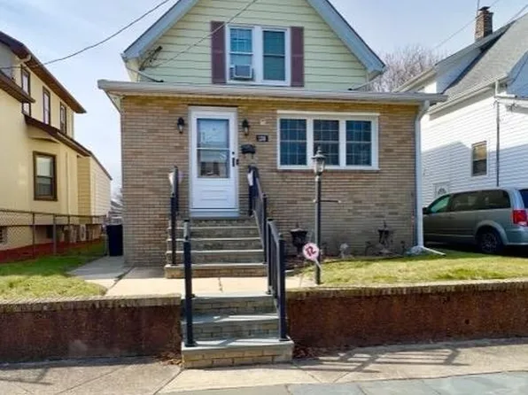 138 Valley Brook Ave, Lyndhurst, NJ 07071