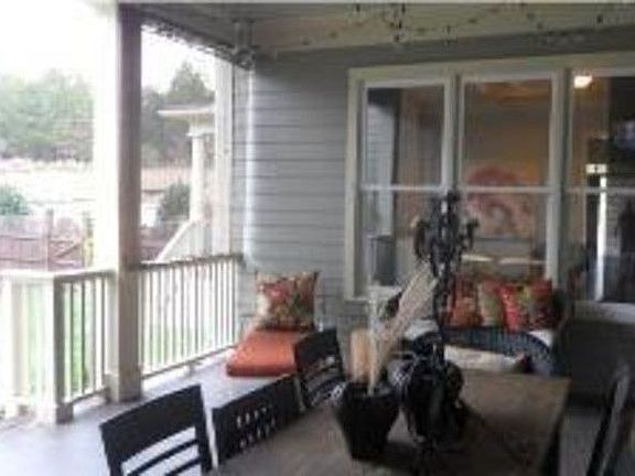 2nd image of 726 Stonewater Blvd