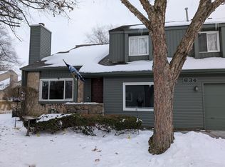 634 Conner Creek Dr, Fishers, IN 46038