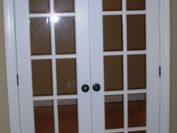 5th image of 127 Jefferson Ave