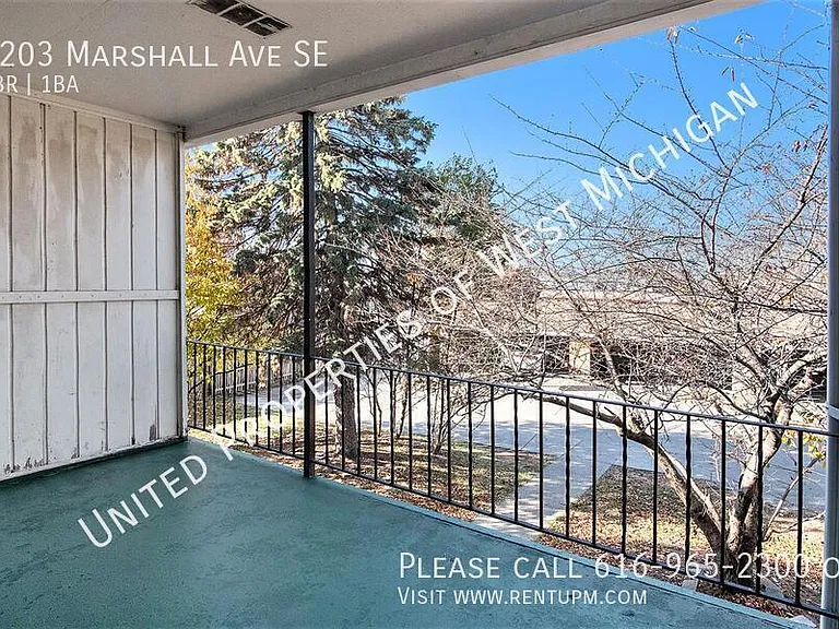 3203 Marshall Ave SE — Photo 14