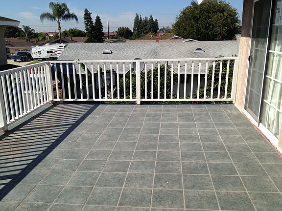 20x20" Sundeck