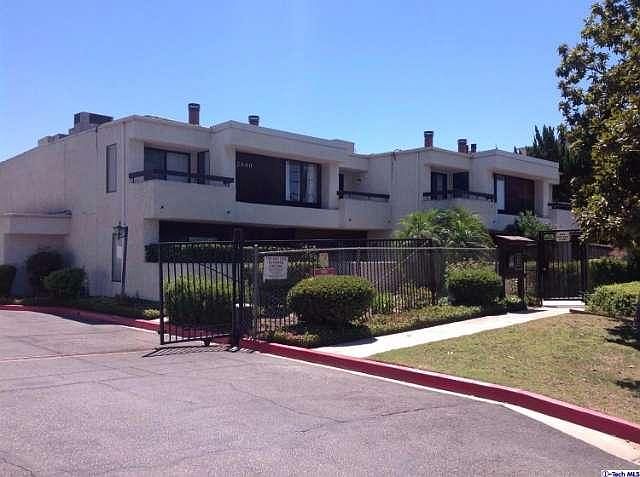 1st image of 2650 Lake Ave APT 1