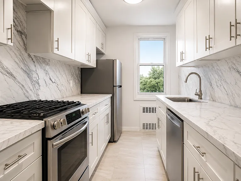 367 Avenue S #501 — Photo 1