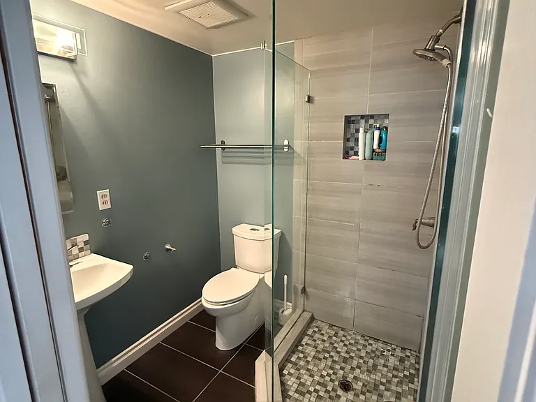 8357 Elsmore Dr — Photo 7