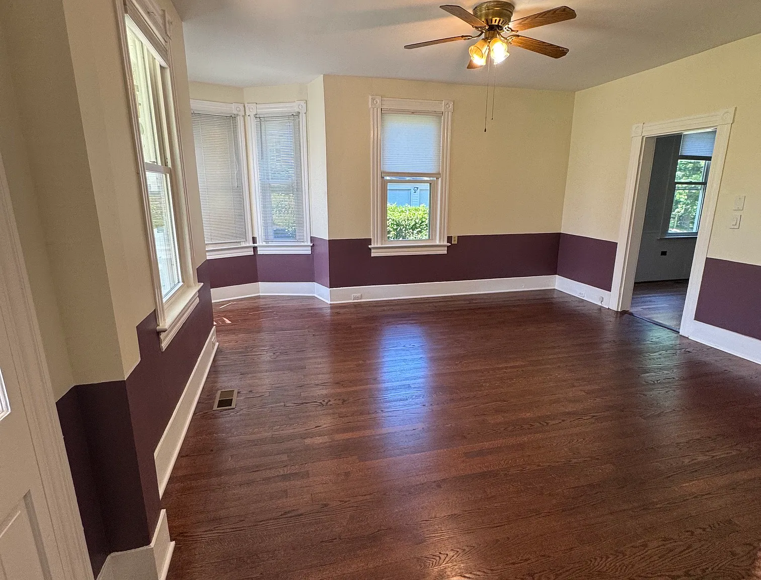 5 bed, 3.5 bath, 4038 sqft, $3,475 — Photo 3