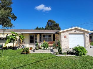 1716 Colmar Dr, Holiday, FL 34690