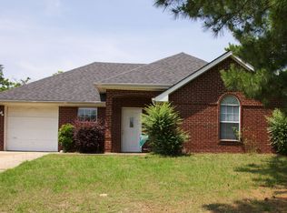 307 Stewart St, Lindale, TX 75771