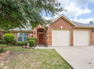 9510 Links Fairway Dr, Rowlett, TX