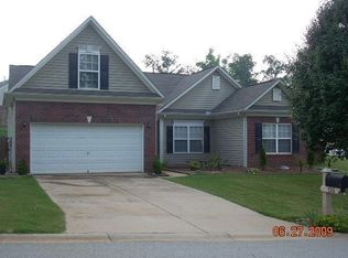 726 Waterbrook Ln, Greer, SC 29651