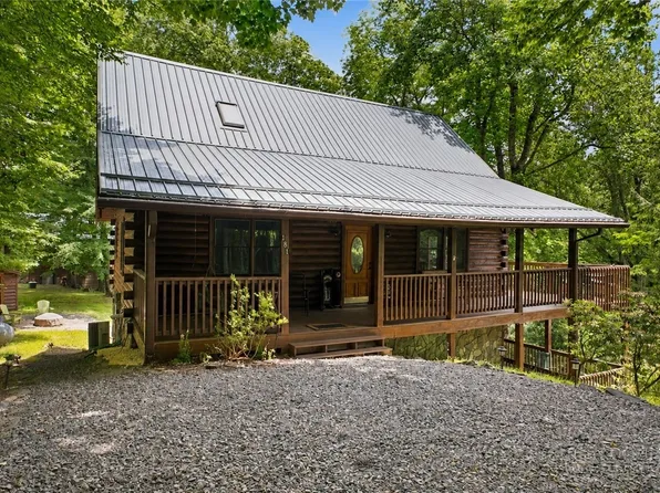 181 Enchanted Woods Road, Seven Devils, NC 28604