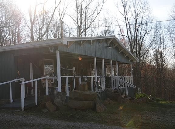 3rd image of 757 Russell Lewis Rd