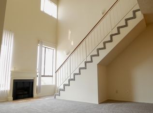 15045 Dickens St #205, Sherman Oaks, CA 91403