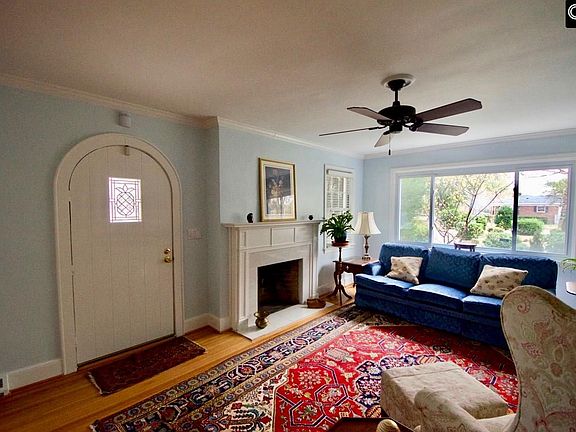 5th image of 3610 Wilmot Ave