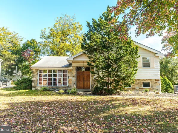 7925 Waltham Rd, Cheltenham, PA 19012
