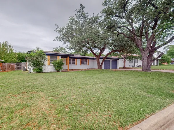 1736 Sheffield Pl, Fort Worth, TX 76112