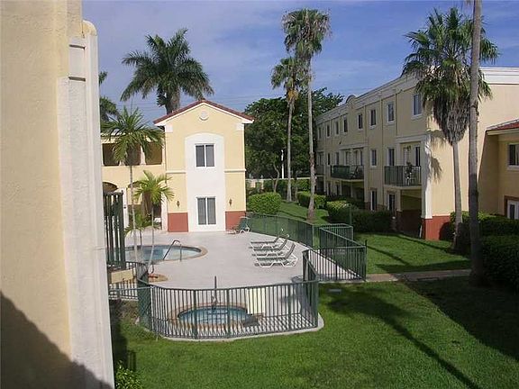 2nd image of 12625 SW 91st St APT 211