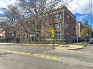 175 S Washington Ave #C4, Bridgeport, CT 06604